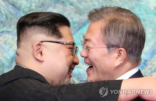 [뒷북정치] 다급한 文정부, 김정은·트럼프 뺀 '나홀로' 대북정책 속도전