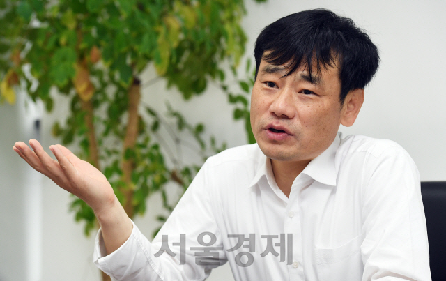 김학주 교수는 5G와 비대면으로 대표되는 신경제가 본격 도래할 것이라며 준비를 서둘러야 한다고 강조했다./오승현기자