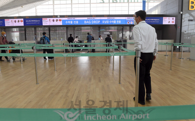 6일 황금연휴 적막감 흐르는 인천국제공항