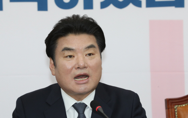 정부, 北 GP도발 우발적 발표에,원유철 '북한군 감싸기 급급'