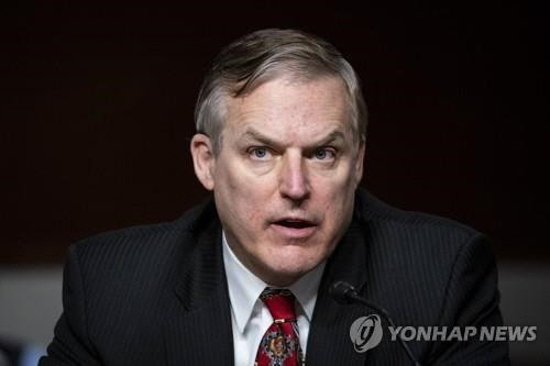 美국방 부차관 '韓 방위비, 더 크고 공평한 비용 분담해야'