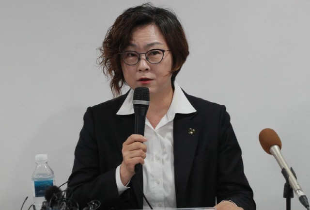 이나영, '맥줏집 3,339만원 결제' 논란에 '시민단체 모르는 분들의 문제 제기'