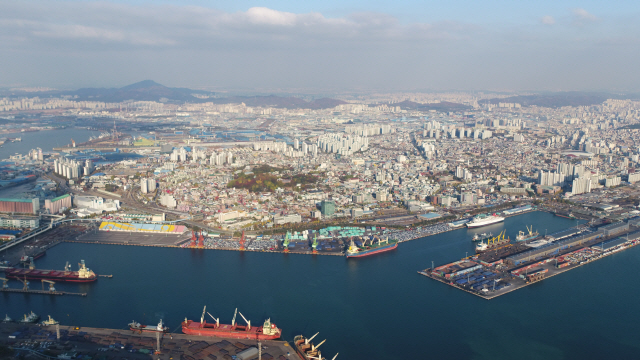 인천항 내항 1·8부두 전경./사진제공=인천항만공사