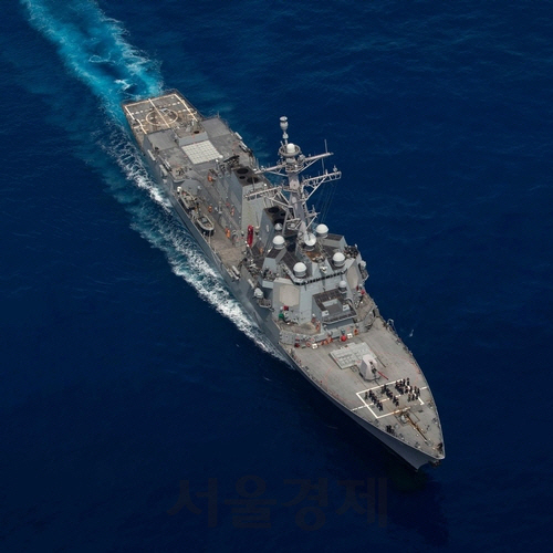항해 중인 미 해군 구축함 라파엘 펠라타함 /연합뉴스