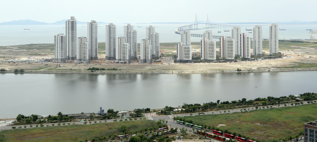 송도국제도시 8공구 아파트 단지 전경./사진제공=인천경제자유구역청