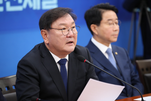 김태년 민주 원내대표, '원 구성 협상 바로 시작해야'