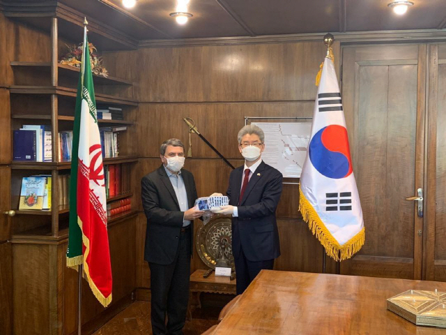 “한국, 이란 인도적 물품 교역 거절…미 제재에 동참”