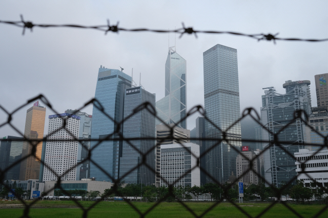 짙은 구름에 덮힌 홍콩 도심 전경 /로이터연합뉴스
