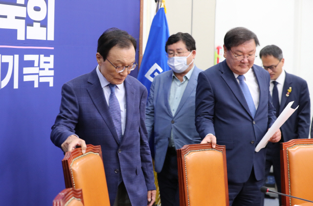 김태년 민주 원내대표, '임시회 소집 요구서 제출할 것'…5일 개원 압박