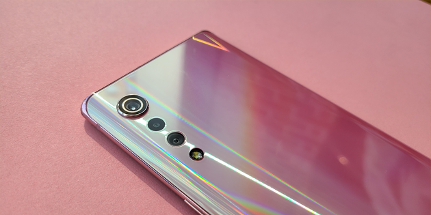 LG유플러스 전용 ‘핑크’ 색상으로 나오는 LG전자 전략 스마트폰 ‘벨벳’/사진제공=LG유플러스