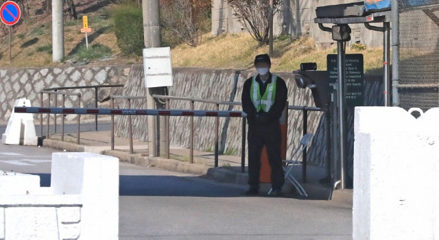 [속보] 로이터 '미 국방부, '주한미군 한국인 근로자 인건비 선 부담' 韓 제안 수용”