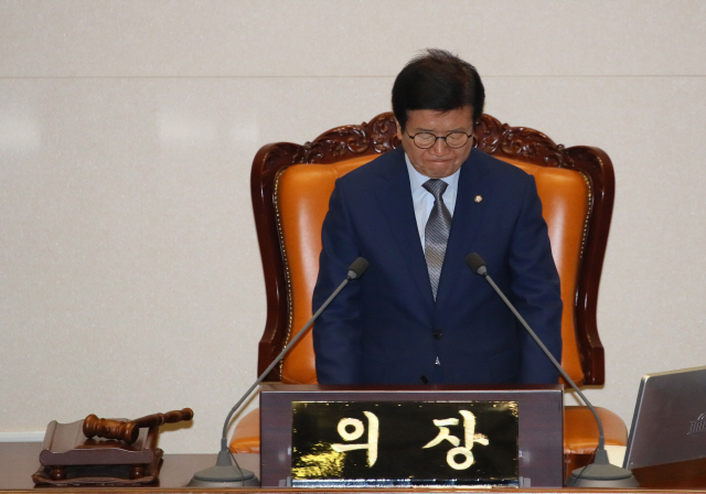 민주당 '단독 상임위 선출' 저지한 박병석…15일에는 결론 나오나