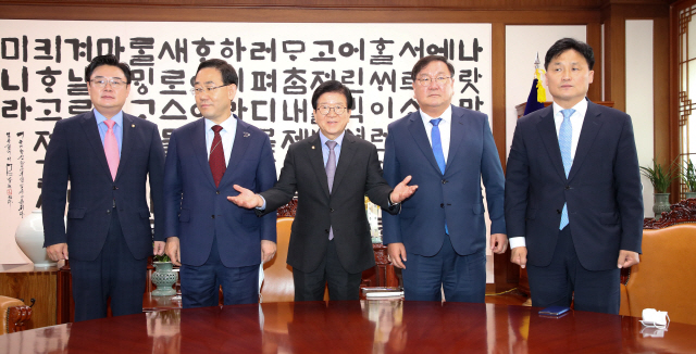 [속보] 국회의장 “29일 본회의 개최…이번 회기내 반드시 추경처리”