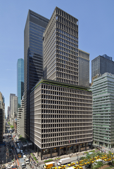 SL그린이 소유한 뉴욕 맨해튼의 오피스 빌딩 /사진=SL그린 홈페이지