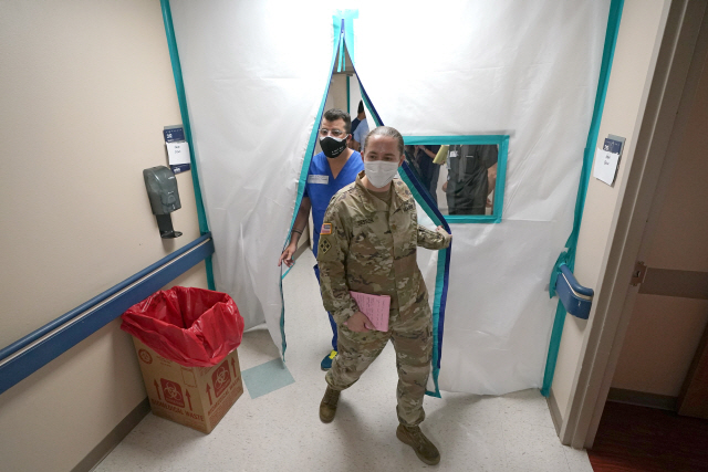 16일(현지시간) 미국 텍사스주 휴스턴의 한 군병원. /AP연합뉴스
