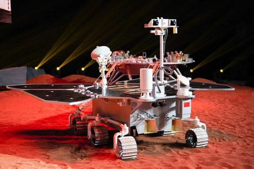 中 첫 화성탐사선 ‘톈먼 1호’ 발사…본격화하는 우주 전쟁