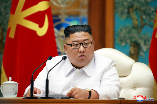 [속보] 軍 '북한 '탈북자 월북 주장' 가능성 크다…경로 조사중'