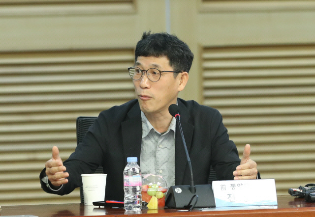 '한동훈 폭행' 논란에 진중권 '막장을 달리는 깡패정권…개혁 당한 검찰의 모습'