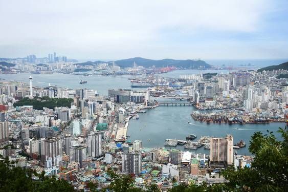 부산 외국인 유학생, 생활밀착형 온라인 콘텐츠 만든다