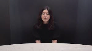 스타일리스트 한혜연 시가 뒷광고 논란으로 사과방송을 하고있다./유튜브 캡처