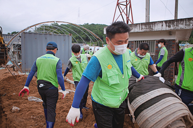 현대엘리베이터 임직원, 충주시 수해 복구 지원