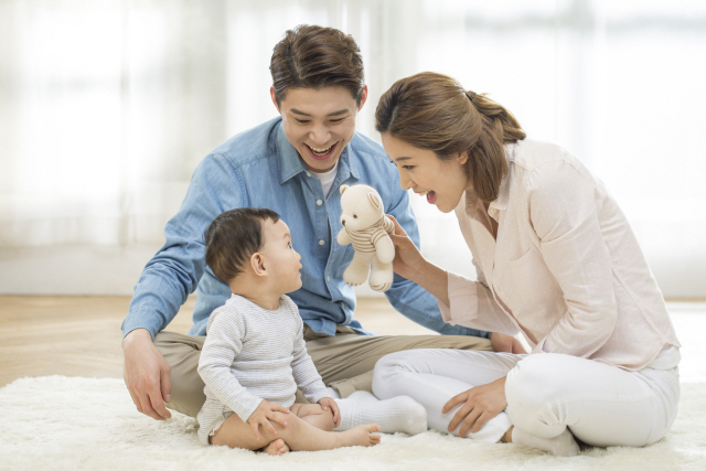 '육아시간 써서 자른거냐' 계약직 호소에…'근무태도' 핑계댄 보건소