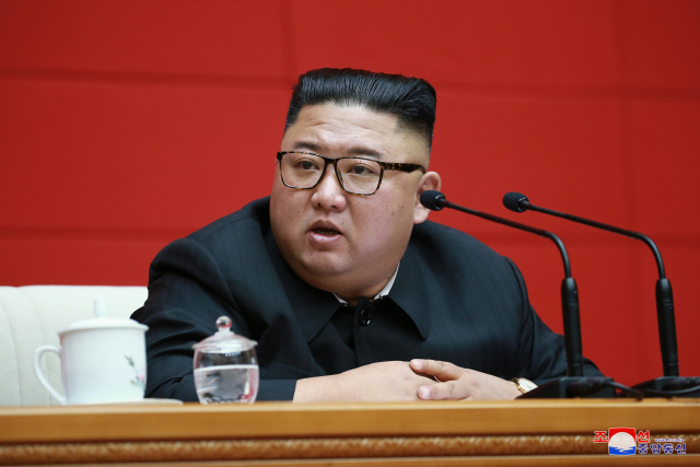 北김정은, '개성 코로나 봉쇄' 해제... '외부지원 허용 말라'