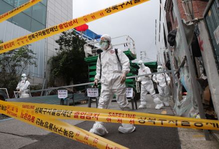 [속보] 오늘 정오까지 서울 사랑제일교회 관련 확진자 누적 676명