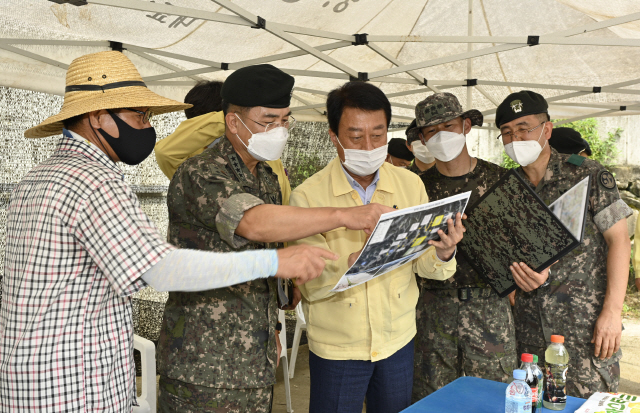 서욱 육군참모총장, “코로나 방역 철저 준수... 대민지원 만전”