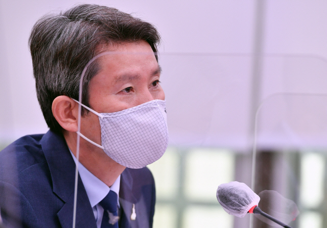 '北 재난시 남한 의사 급파'... 이인영 '기본적으로 가능'