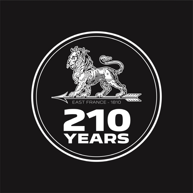 푸조 210주년 기념 로고 /사진제공=푸조