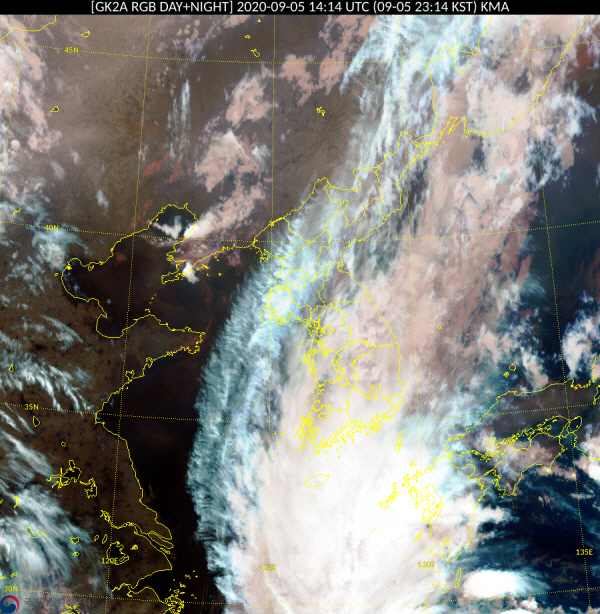 천리안 2A 위성에서 본 태풍 ‘하이선’(5일 저녁 11시14분 기준) /기상청
