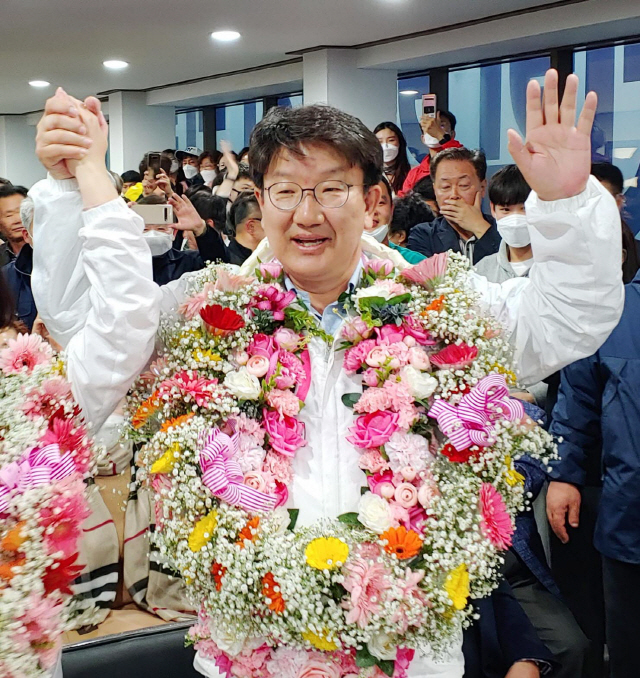 국민의힘, 권성동 복당 허용…총선 탈탕파 ‘홍태상동’ 중 처음