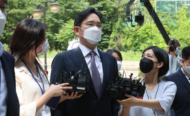 [서초동 야단법석]한달 앞둔 삼성 재판...'국정농단 땐 '무엇', 이번엔 '왜''