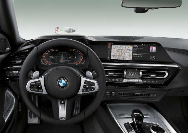[Bestselling Car] 디자인·주행감 모두 잡은 BMW 뉴 Z4 M40i