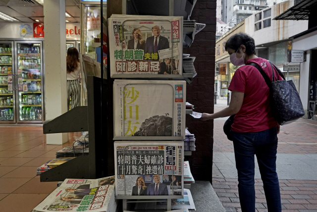 국경절 연휴임에도 중국인 관광객 급감으로 지난 3일 홍콩의 거리가 텅 빈 듯하다. /AP연합뉴스