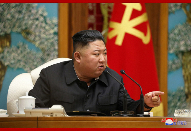 북한은 5일 김정은 위원장 주재로 노동당 정치국 회의를 열고 연말까지 ‘80일전투’를 벌이기로 결정했다고 조선중앙통신이 6일 전했다./연합뉴스=조선중앙통신