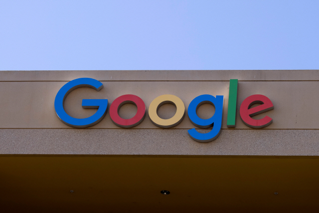 에릭 슈밋 전 구글 CEO “불법 없다…공화당이 소송 추진”