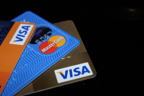 신한은행 '외국인도 신용카드 모바일로 신청 됩니다'