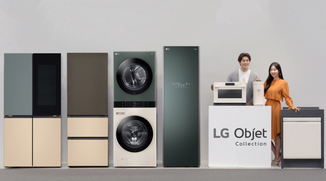 LG 오브제컬렉션 상냉장 하냉동 냉장고(왼쪽부터), 김치 냉장고, 워시타워, 스타일러, 광파오븐, 정수기, 식기세척기./사진제공=LG전자