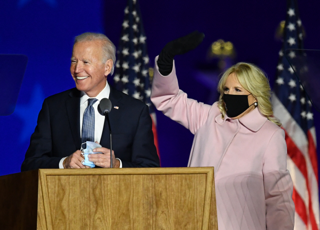 조 바이든 미국 대통령 당선인(왼쪽)과 부인 질 바이든 여사. /EPA연합뉴스