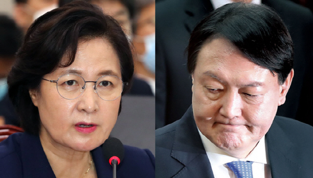 추미애(왼쪽) 법무부 장관과 윤석열 검찰총장 /연합뉴스