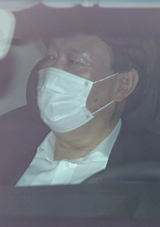 윤석열 대면 조사 불발, 법무부 '대검이 협조 안했다' 비판