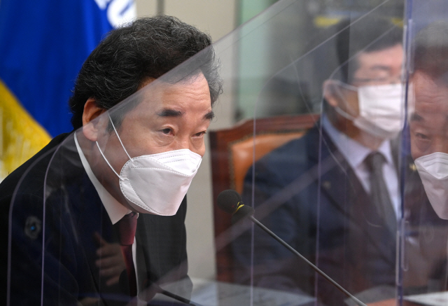 [속보] 이낙연 “윤석열 혐의 충격적…국회 국정조사 검토”