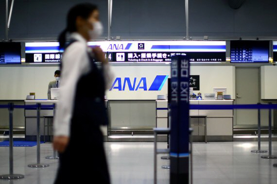 일본 간사이국제공항의 전일본공수(ANA)카운터./로이터연합뉴스