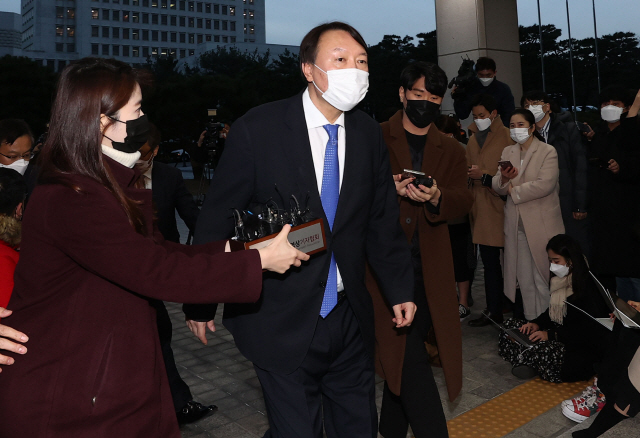 민주당 “윤석열 에너지 정책 결정권자 아냐…검찰권 남용”