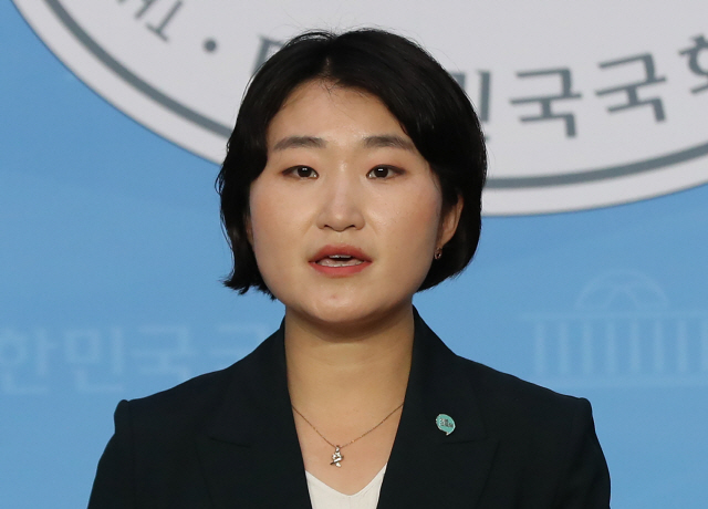 기본소득당 신지혜 서울시장 출마…'1인당 50만원 기본소득'
