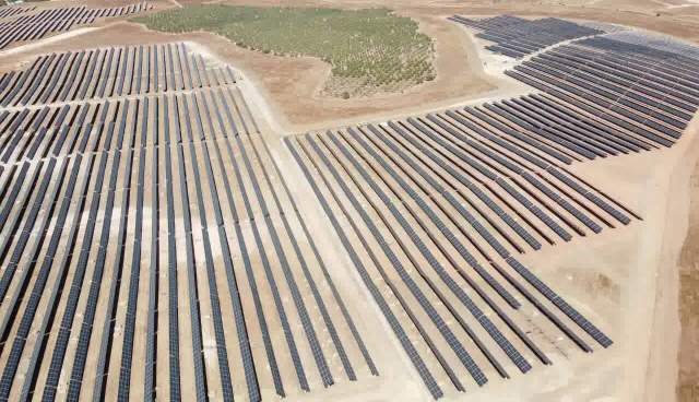 한화에너지가 아마렌코 솔라에 매각한 50㎿ 태양광 발전소 전경 /사진제공=한화에너지