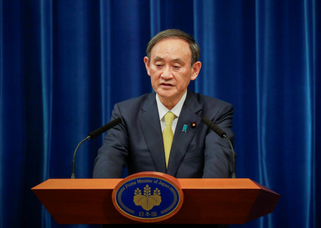 지난 4일 스가 요시히데 일본 총리가 도쿄에서 기자회견을 열고 발언하고 있다./로이터연합뉴스
