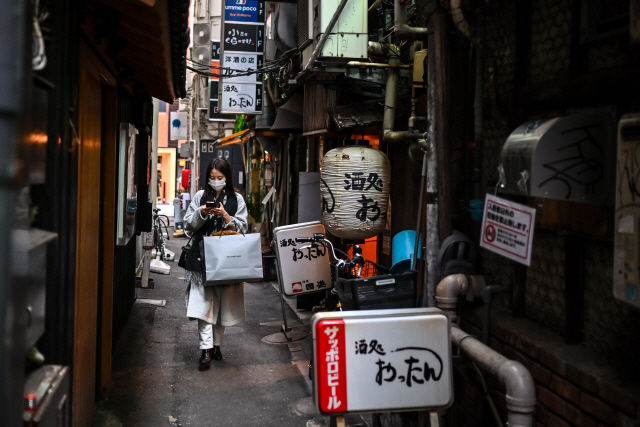 [글로벌체크]일본도 갈수록 심각...코로나 하루 확진 3,000명 육박